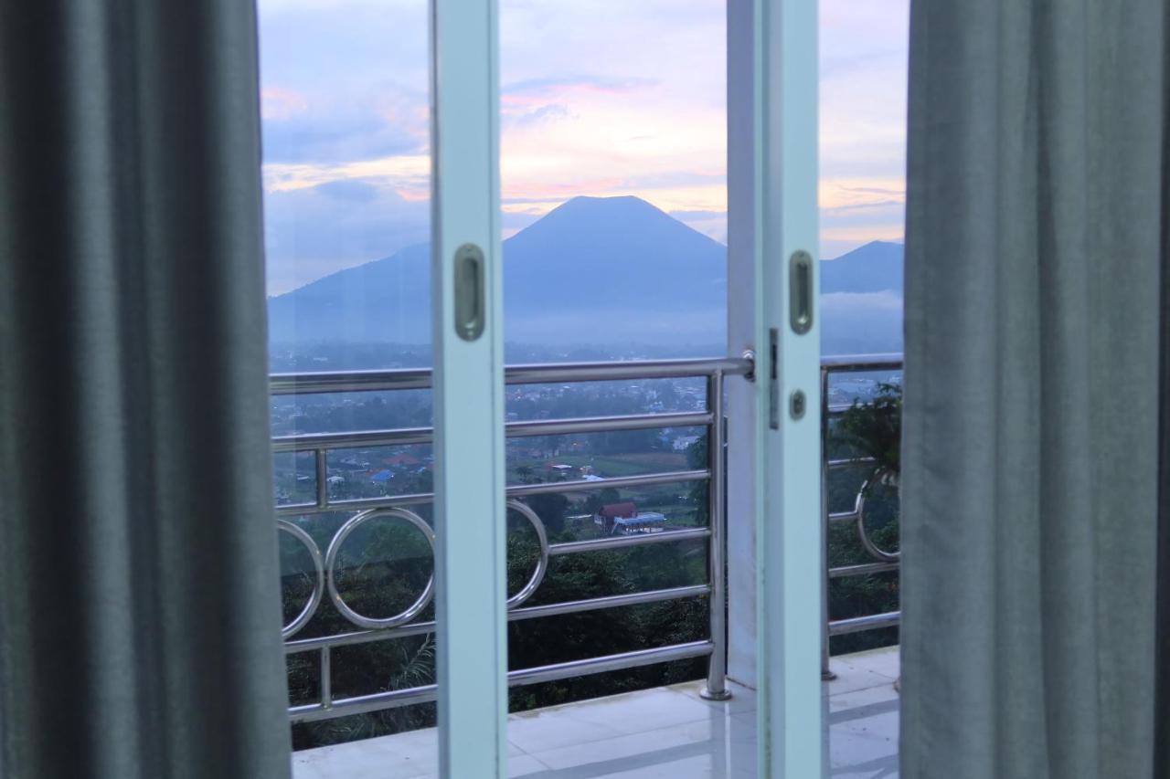 Narwastu Hills Tomohon Exterior foto